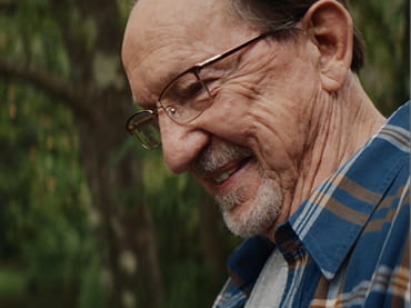 Image of Robert smiling.